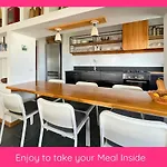 Full Relaxation - Private - Sea View - Stunning Garden - 2 Terraces - 2 Bedrooms - Wifi - Parking - Washing Machine Сasa de vacaciones Güime