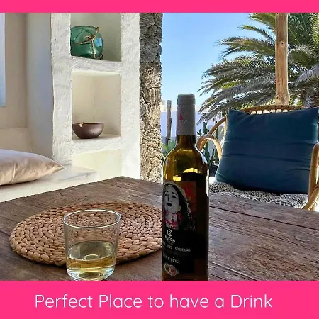 Full Relaxation - Private - Sea View - Stunning Garden - 2 Terraces - 2 Bedrooms - Wifi - Parking - Washing Machine Ferienhaus Güime